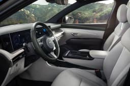 HYUNDAI TUCSON thumbnail 2